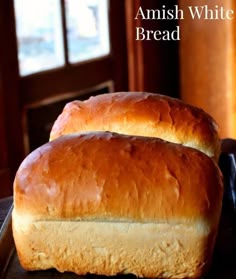 These gorgeous loaves of Amish White Bread are puffy and soft. #bread #homemade #yeast #fluffy #soft #white #best #recipe Yeast Bread Recipes, Bread Machine Recipes, Amish Recipes, Bread Recipes Homemade, Cooking Recipes, Easy Homemade, Cornbread Recipes, Jiffy Cornbread, Homemade Rolls