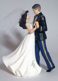 Army Wedding Cakes Military Tiered Cake Round Military Cake Toppers Topper Customized To Branch And Personal Complexion If Youre Crafty Though It May Be Better The Original Wilton Figurine