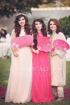 85 Best Bridal Shower Images On Pinterest In 2018 Wedding Wear Bride To Be Shadi Dresses Stan Shower Outfits Stani Wedding