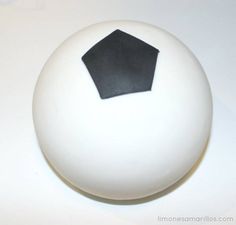 making a soccer cake food favorite pinterest soccer cake