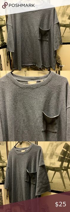 airy and soft Lime Green /& White Pastel Sweater size M-XL. with a deep v-neckline