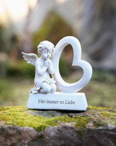 Super Geschenk DEKO FIGUR SKULPTUR LESENDER ENGEL AUF EINER KUGEL