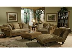 Cynthia Curl Cynthiacurl On Pinterest For Robert Michaels Chloe Sofa And Other Living Room Sofas At Evans Furniture Galleries In Redding Chico Yuba City Ca