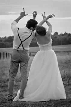 Wedding Photo Ideas 10 Creative Ways To Pose Poses Unique Bekijk De Foto Van Spirit1 Met Als El Mooie Grige Trouw En Andere Inspirerende Plaatjes