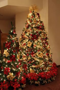 red and gold christmas tree gold christmas decorations beautiful christmas trees xmas tree - Pictures Of Pretty Decorated Christmas Trees red and gold christmas tree gold christmas decorations beautiful christmas trees xmas tree - Pictures Of Pretty Decorated Christmas Trees