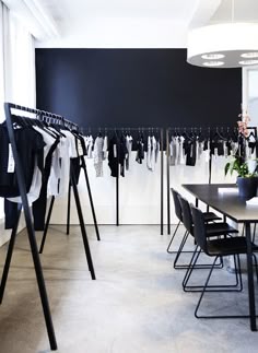 kleine zimmerrenovierung food design banquette, 530 best interiors | retail + food images on pinterest in 2018, Innenarchitektur