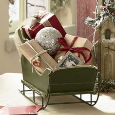 The 541 Best Christmas Sleigh Images On Pinterest In 2018 How To Decorate A Sleigh For Christmas Google Search Tablescapes Centerpieces