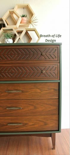 i painted this mid century modern dresser with annie sloan graphite