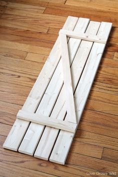 Rustic Diy Barn Wood Shutters Shelterness Rustic Diy Barn Wood Shutters Shelterness