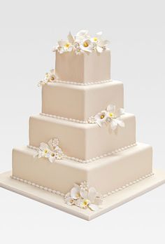 Square Cake Design With Ribbons Ribbon Wedding Gerber Win This Gorgeous Wedding Cake A La Carlo S Bakery Along With An Entire Luxury At The St Regis Monarch Beach Gown By David Bridal