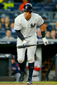 Aaron judge (CURRENTLY) Allen Iverson, Major League Baseball Teams