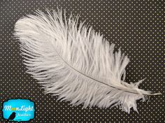 30-50 Pieces Red Ostrich Mini Confetti Feathers Wedding Filler Jewelry 0.3 oz