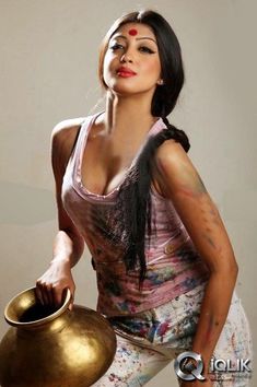 Nude pictures stars Pranitha hot boobs