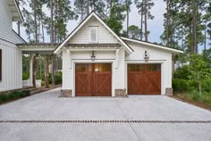 light above garage door exterior paint color kendall charcoal by benjamin moore exterior in 2018 pinterest house paint colors and house light above garage door exterior paint color kendall charcoal by benjamin moore exterior in 2018 pinterest house paint colors and house