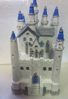 hey i found this really awesome etsy listing at httpswwwetsycomlisting208547883frozen birthday party frozen cake