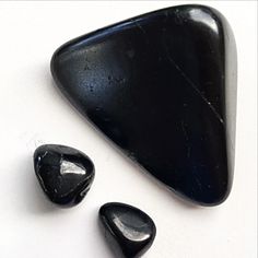 1 x Black Shungite Nugget EMF Karelia Water Purification 30-40mm Russia