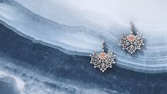 Earrings from Les Mondes de Chaumet's Promenades impériales High Jewellery collection. #Jewellery #Jewelry #HighJewellery #Chaumet
