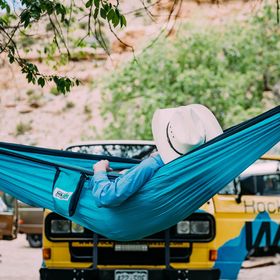 Trek Light Gear Hammocks Hiness Treklightgear On Pinterest Trek Light Gear Hammocks Hiness