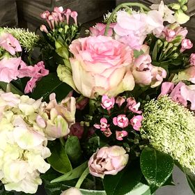 Designs By Jody, Inc. ~ Weddings, Event Planning, & Flowers