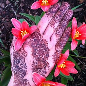 Henna Body Art by Victoria