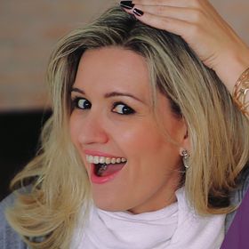 Flávia Ferrari