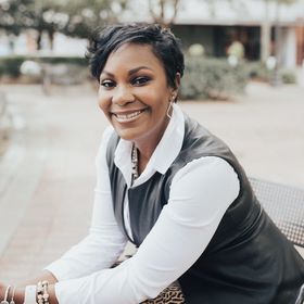 ARIANNE BELLIZAIRE | Interior Designer, Blogger, Trend Spotter