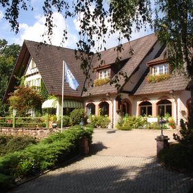 Profil De Hostellerie La Cheneaudière Relais Châteaux Cheneaudiere Pinterest