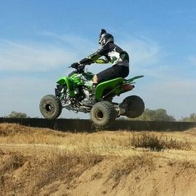 KAWASAKI KFX450 KFX450R ALL YEARS GRAPHICS /"MACHINEHEAD/" SKULL GREEN AND WHITE