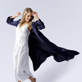 Elizabeth V Sleepwear