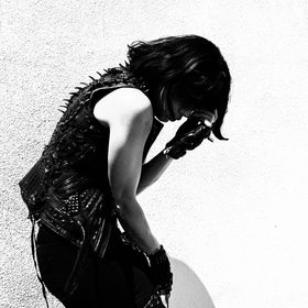 SADE WOMENS LADIES MOTORCYCLE BLACK DENIM VEST w// STUDDED SPIKES /& GUN POCKETS
