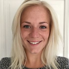 Annette Schwarz spuiten