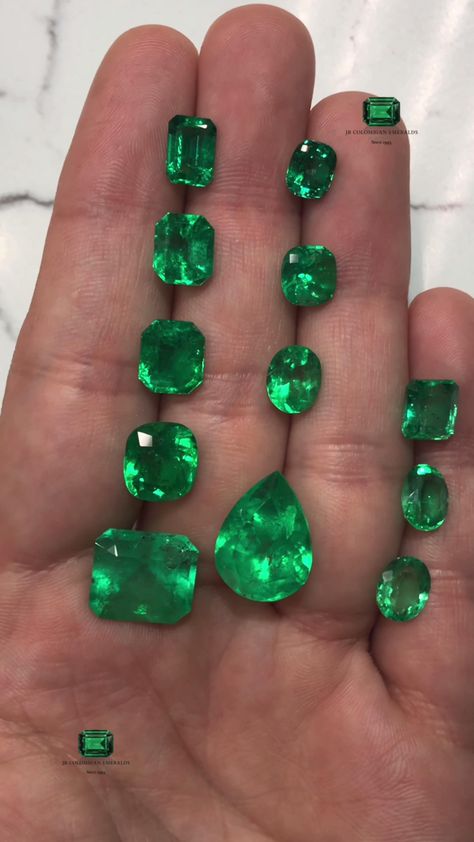 Price Per peice Quality Emerald Certified 9x7MM Natural Emerald Faceted oval Gemstone Loose Emerald Oval Faceted gemstone AAA