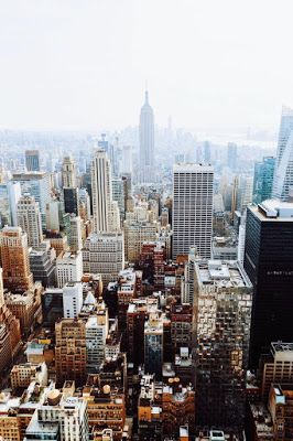 A First Time S Guide To New York City 5 Days In The Big Apple New York Pictures New York City Travel New York Wallpaper