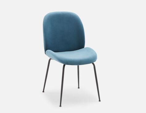 A Contemporary Classic The Boston Chair Is The Very Definition Of Clean Lines With A Slim Silhouet Cantilever Dining Chair Boston Chair Boston Dining Chair