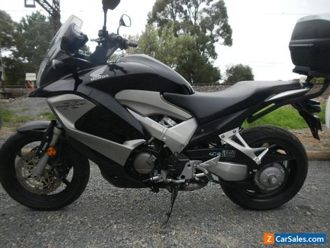 Honda Vfr X 800 Cc Cross Runner 2011 With Only 27432 Ks Only 6990