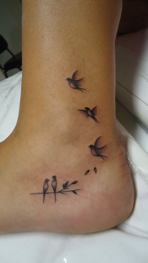 60 Trendy Flying Bird Tattoo Meaning Tat In 2020 Bird Tattoo Foot Foot Tattoos Tattoos For Daughters