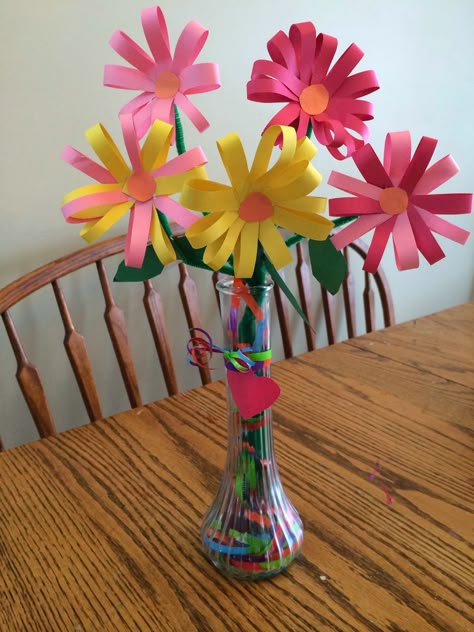 construction paper flowers vase filled with gift wrap paper flower for kids