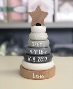 JaBaDaBaDo W7120 Holz Ring Stapelturm grau / weiß / natur | by Schmatzepuffer® "personalisierbar" | Baby diy, Geschenke zur geburt, Baby geschenke JaBaDaBaDo W7120 Holz Ring Stapelturm grau / weiß / natur | by Schmatzepuffer® "personalisierbar" | Baby diy, Geschenke zur geburt, Baby geschenke