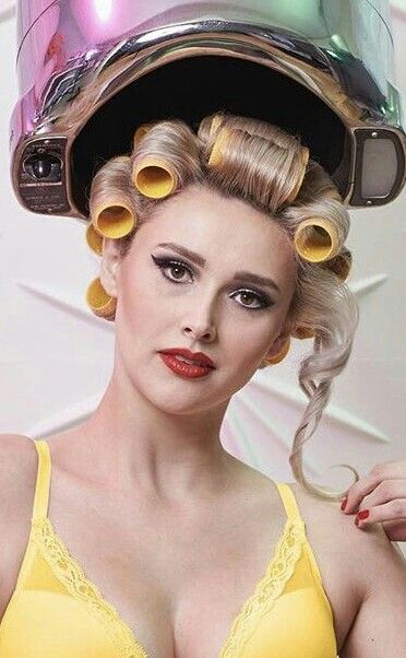 That S It Gavin Show The Ladies You New Blonde Dyed Curls Sweetie