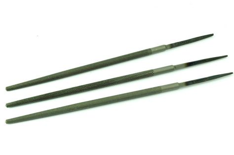 CoatedClipCoUK 25 or 50 PACK 25MM SPRING TOOL CLIPS WHITE PLASTIC COATED 1/"