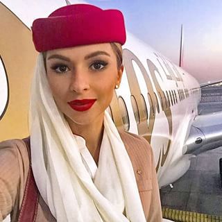 Elena On Air Emirates Emiratescrew Cabincrew Flightcrew Flightattendant Stewardess Airhostess Crewli Emirates Cabin Crew Flight Attendant Cabin Crew