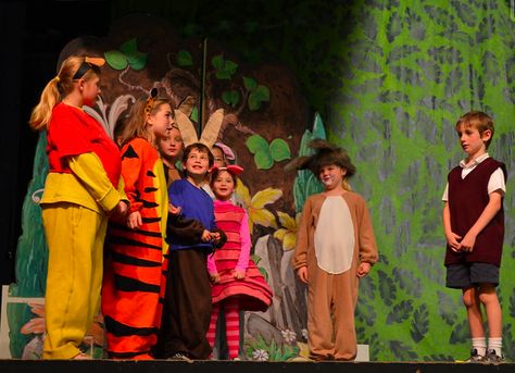 Winnie the Pooh inspired Disney-inspired pinback literature show pin junior musical KANGA pin