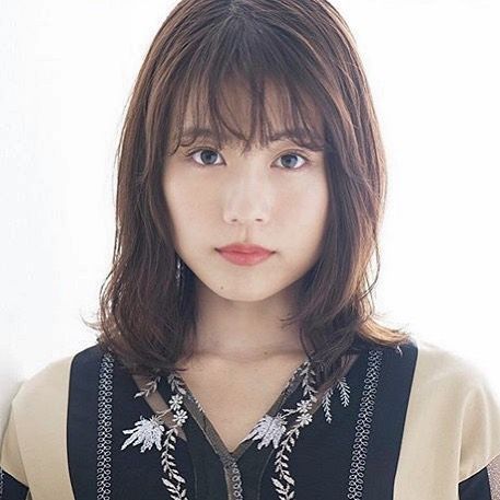 Kasumichanfan S Instagram Profile Post このシリーズ架純ちゃんはもちろんお洋服も髪型もメイクも私好み全部可愛くてすき Kasumiarimura 有村架純 髪型 メイク 有 村 かすみ