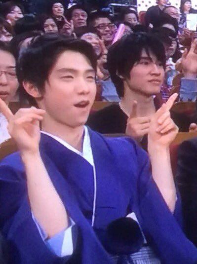 まるで俗世に降り立った若様 紅白歌合戦 を全力で楽しむ羽生結弦選手 Togetter 紅白歌合戦 スケート イラスト 選手 まるで俗世に降り立った若様 紅白歌合戦 を全力で楽しむ羽生結弦選手 Togetter 紅白歌合戦 スケート イラスト 選手
