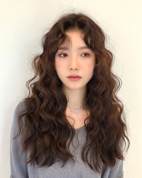 로어브 레인펌 로어브 레인펌 | 앞머리 있는 머리, 헤어 영감, 헤어스타일
