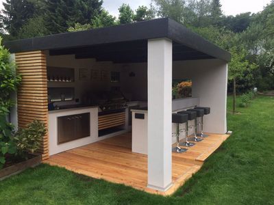 une cuisine du0027été extérieure équipé du0027un bar pour une ambiance - cuisine d ete exterieure en pierre une cuisine du0027été extérieure équipé du0027un bar pour une ambiance - cuisine d ete exterieure en pierre