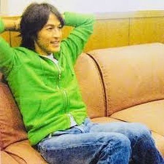 画像に含まれている可能性があるもの 1人 座ってる 室内 稲葉浩志 ガバ 気にしない 画像に含まれている可能性があるもの 1人 座ってる 室内 稲葉浩志 ガバ 気にしない