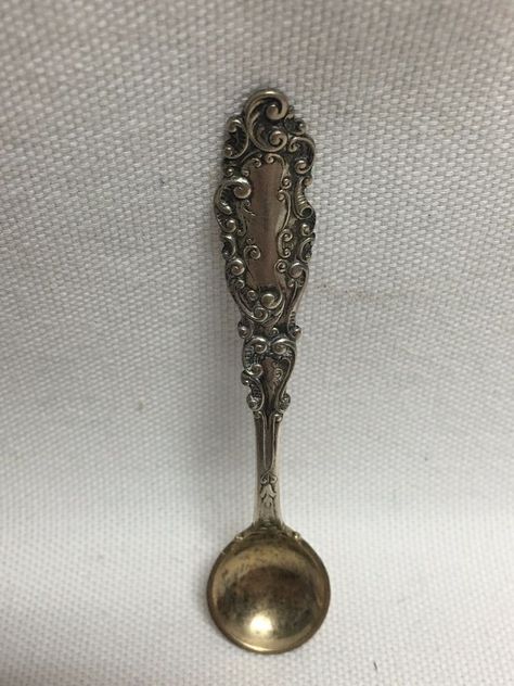 5 1//8/" Wallace Violet Sterling Silver Bouillon Soup Spoon