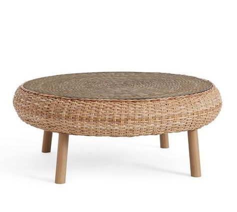 Modern Minimalist Style Hand Woven Rattan Round Coffee Table