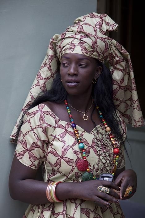 Dakar femeie datand Cautand o femeie anun ata PDF notificata